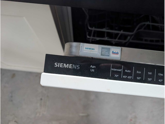 Keuken met apparatuur - afbeelding 6 van  11