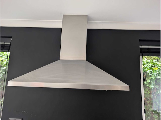 Keuken met apparatuur - afbeelding 24 van  29