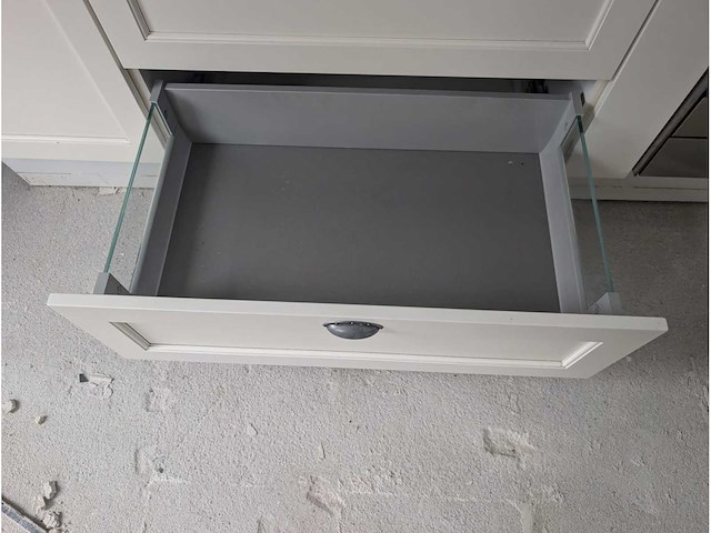 Keuken met apparatuur - afbeelding 27 van  29