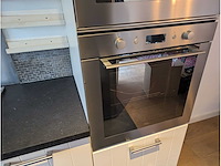 Keuken met apparatuur - afbeelding 25 van  26