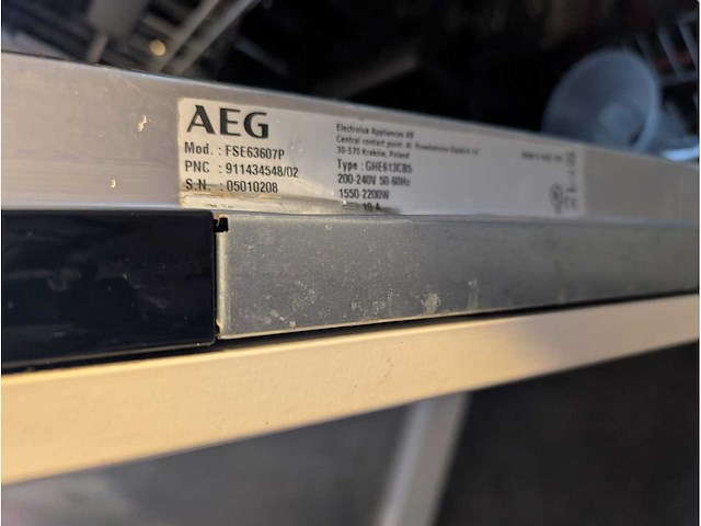 Keuken met apparatuur - afbeelding 19 van  24