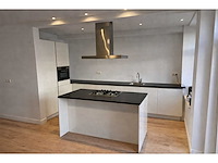 Keuken met apparatuur - afbeelding 1 van  6