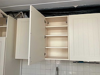 Keuken met apparatuur - afbeelding 30 van  33