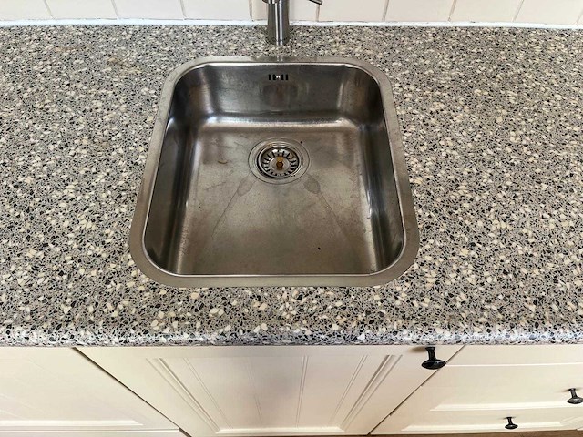 Keuken met apparatuur - afbeelding 33 van  33