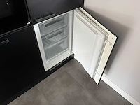 Keuken met apparatuur - afbeelding 12 van  23