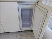 Keuken met apparatuur - afbeelding 9 van  18