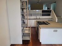 Keuken met apparatuur - afbeelding 2 van  27