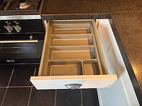 Keuken met apparatuur - afbeelding 1 van  17