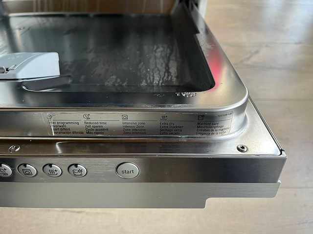 Keuken met apparatuur - afbeelding 15 van  29