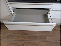 Keuken met apparatuur - afbeelding 2 van  33