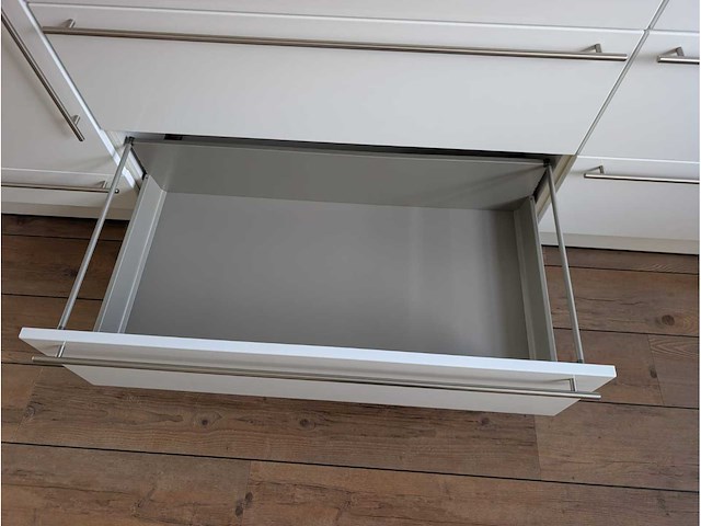 Keuken met apparatuur - afbeelding 6 van  33