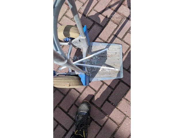 Keuken met apparatuur - afbeelding 28 van  33