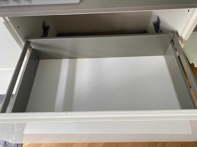 Keuken met apparatuur - afbeelding 6 van  31