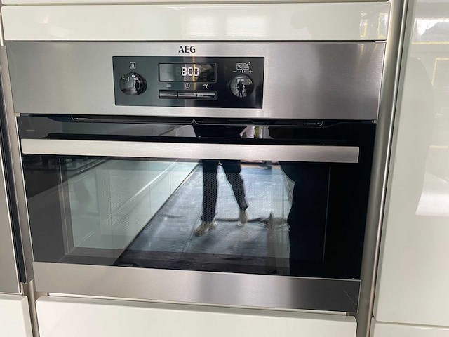 Keuken met apparatuur - afbeelding 15 van  31