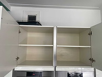 Keuken met apparatuur - afbeelding 21 van  31