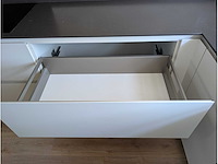 Keuken met apparatuur - afbeelding 3 van  34