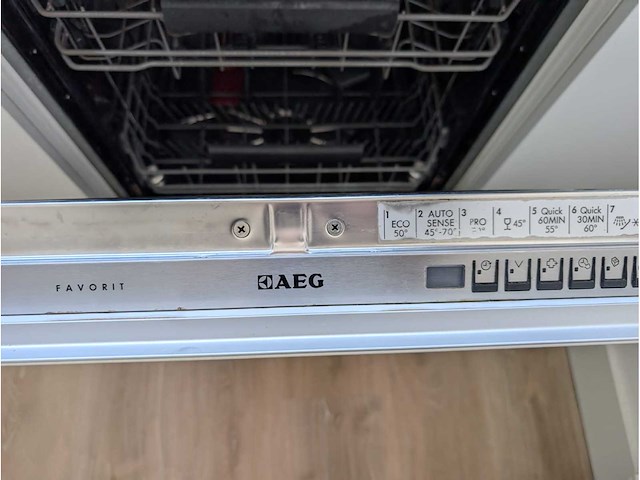 Keuken met apparatuur - afbeelding 11 van  34