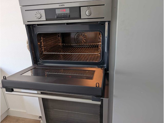 Keuken met apparatuur - afbeelding 17 van  34