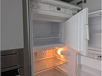 Keuken met apparatuur - afbeelding 25 van  34