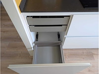 Keuken met apparatuur - afbeelding 31 van  34