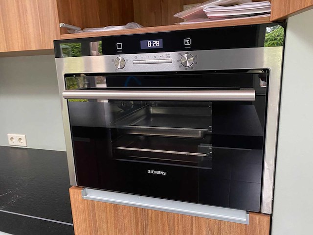 Keuken met apparatuur - afbeelding 30 van  32