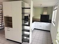 Keuken met apparatuur - afbeelding 17 van  18