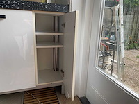 Keuken met apparatuur - afbeelding 3 van  26