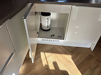 Keuken met apparatuur - afbeelding 6 van  12