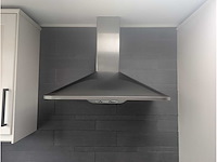 Keuken met apparatuur - afbeelding 14 van  27