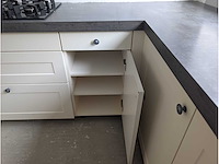 Keuken met apparatuur - afbeelding 7 van  34