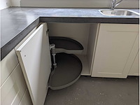 Keuken met apparatuur - afbeelding 8 van  34