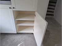 Keuken met apparatuur - afbeelding 28 van  34