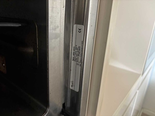 Keuken met apparatuur - afbeelding 2 van  27