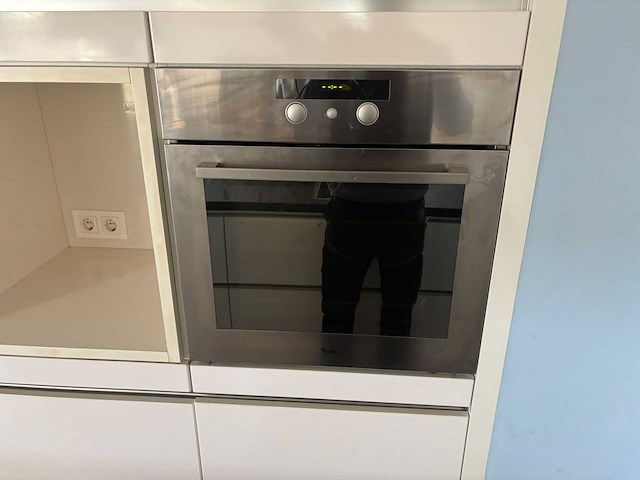 Keuken met apparatuur - afbeelding 13 van  27
