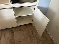 Keuken met apparatuur - afbeelding 16 van  27