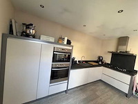 Keuken met apparatuur - afbeelding 12 van  31