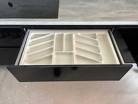 Keuken met apparatuur - afbeelding 5 van  27