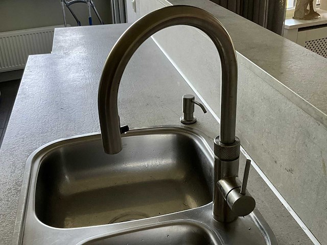 Keuken met apparatuur - afbeelding 2 van  39