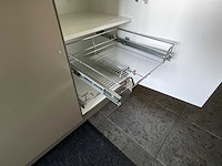 Keuken met apparatuur - afbeelding 24 van  39