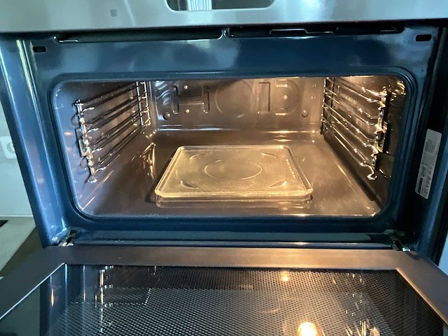Keuken met apparatuur - afbeelding 31 van  39