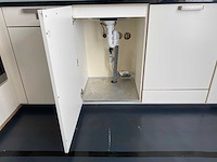 Keuken met apparatuur - afbeelding 6 van  26