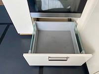 Keuken met apparatuur - afbeelding 25 van  26