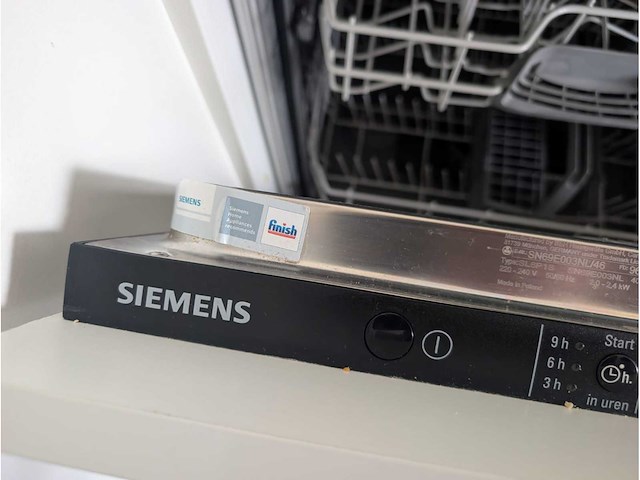 Keuken met apparatuur - afbeelding 10 van  27