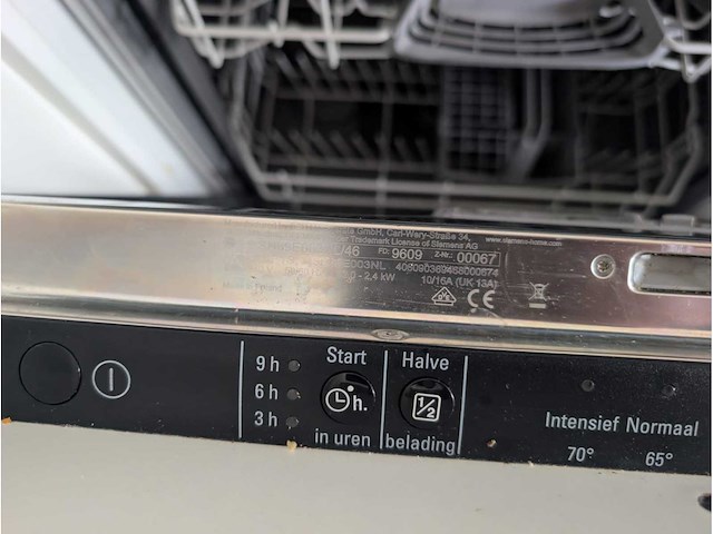 Keuken met apparatuur - afbeelding 14 van  27