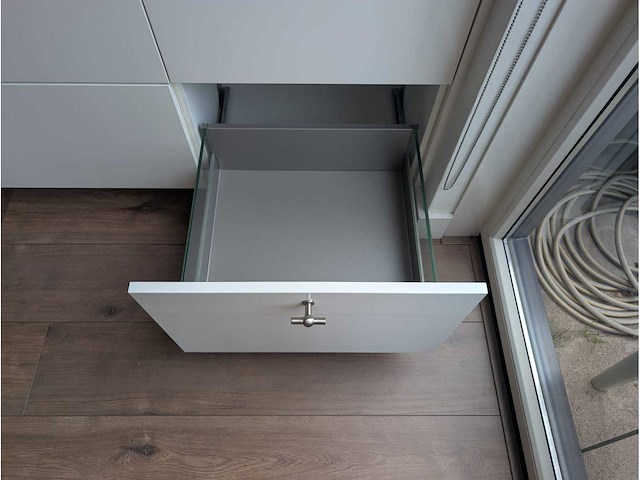 Keuken met apparatuur - afbeelding 25 van  27