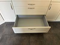 Keuken met apparatuur - afbeelding 10 van  28