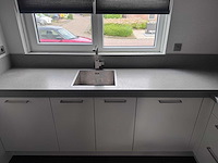Keuken met apparatuur - afbeelding 10 van  16