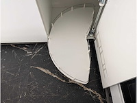 Keuken met apparatuur - afbeelding 3 van  11