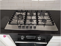Keuken met apparatuur - afbeelding 4 van  11