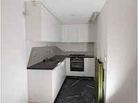 Keuken met apparatuur